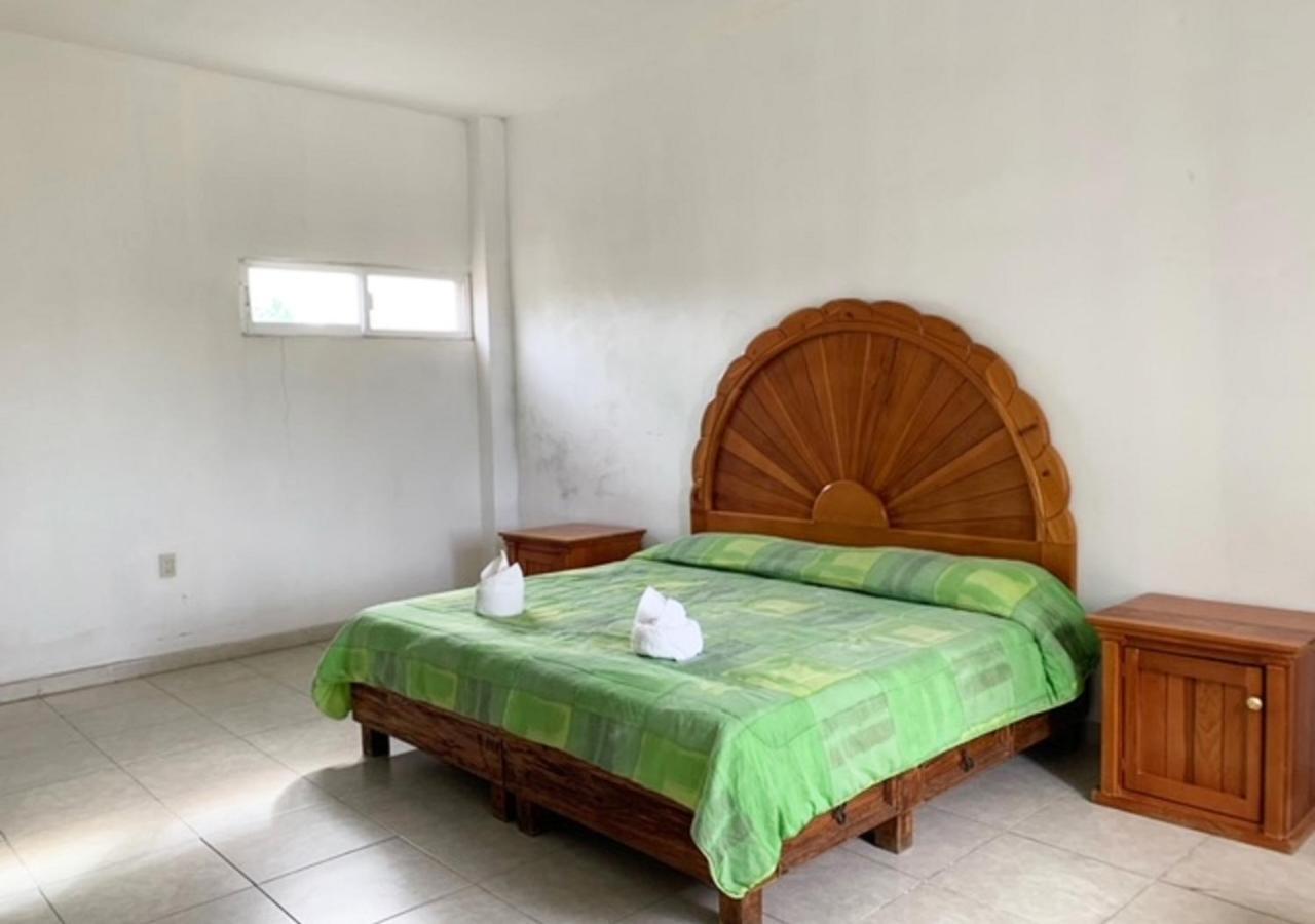 Hotel Quinta De La Rosa Cuautla  Экстерьер фото
