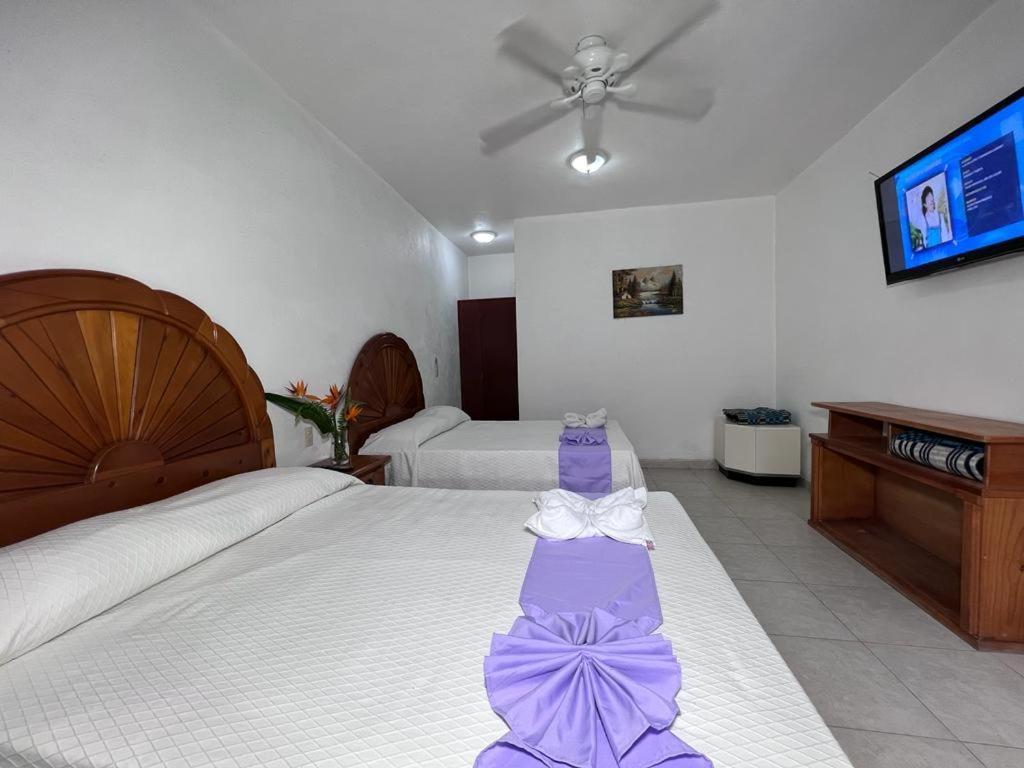 Hotel Quinta De La Rosa Cuautla  Экстерьер фото