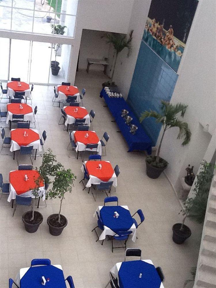Hotel Quinta De La Rosa Cuautla  Экстерьер фото